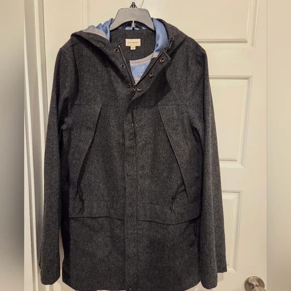 CLUB MONACO MEN'S WOOL CAMBRIDGE COAT WITH HOOD SIZE SMALL